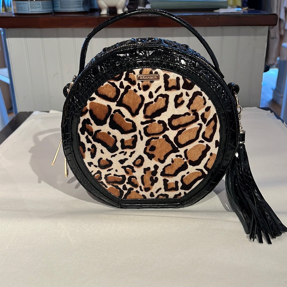 Brahmin Lane Black Rowena Crossbody, used only once!! Registration card incl.